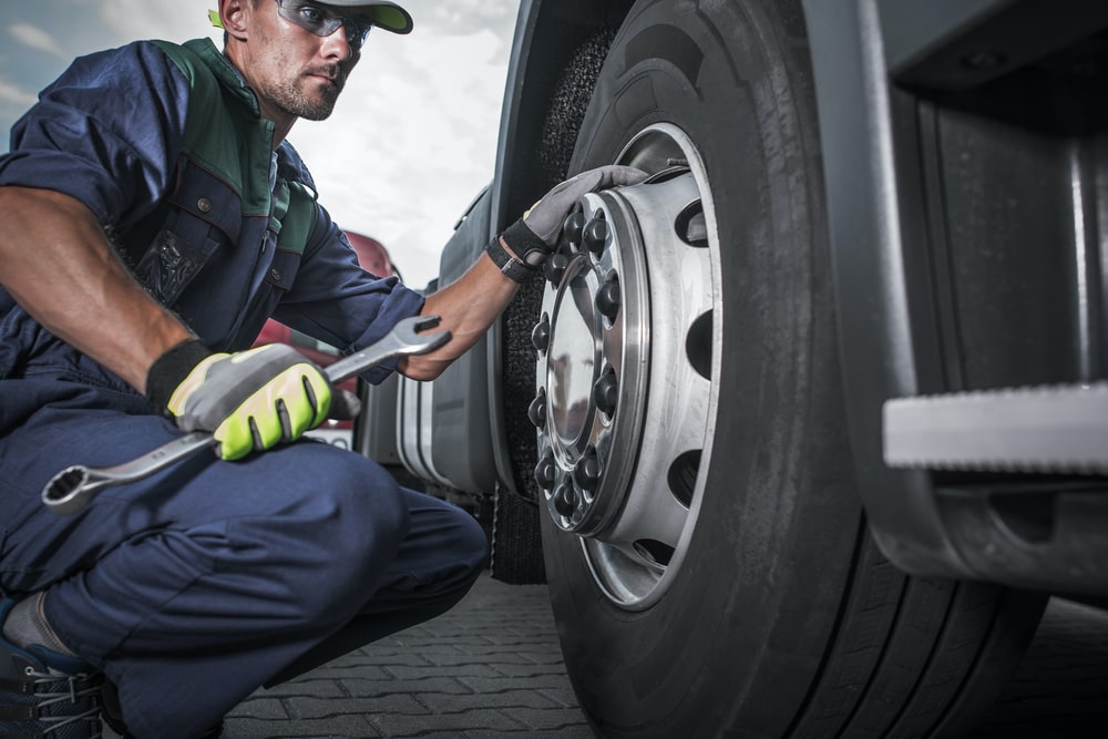 how-to-rotate-truck-tires how-to-rotate-truck-tires